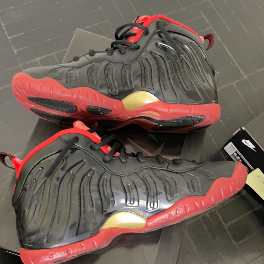 **SOLD***Nike Little Posite One GS Dracula - Picture 2 of 6